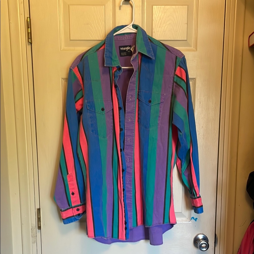 Vintage Wrangler Casual Button Down Shirt in Purple and Blue